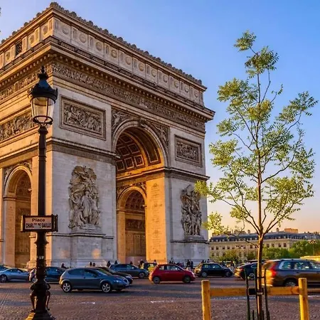 Cozy & Fully Equipped 5 Min Walk To Metro, Montparnasse Neighbourhood * Parigi