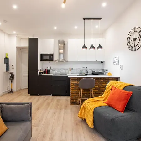 Cozy & Fully Equipped 5 Min Walk To Metro, Montparnasse Neighbourhood Appartamento Parigi