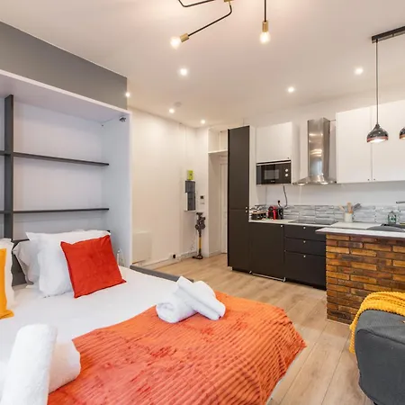 Cozy & Fully Equipped 5 Min Walk To Metro, Montparnasse Neighbourhood Appartamento