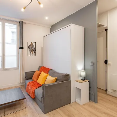 Cozy & Fully Equipped 5 Min Walk To Metro, Montparnasse Neighbourhood
